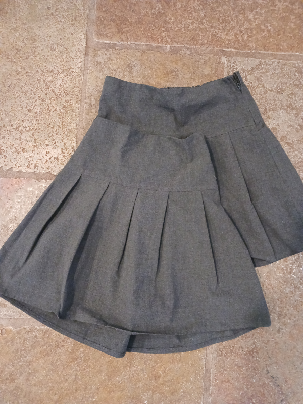 4 Dark grey skirts, 8-9yrs,