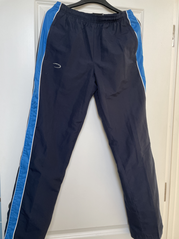 tracksuit bottoms. W30 L31