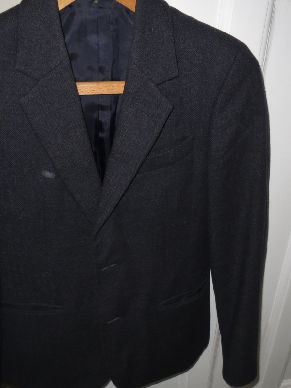 School Blazer from Schoolblazer. Good/fair condition. 32″ Boys